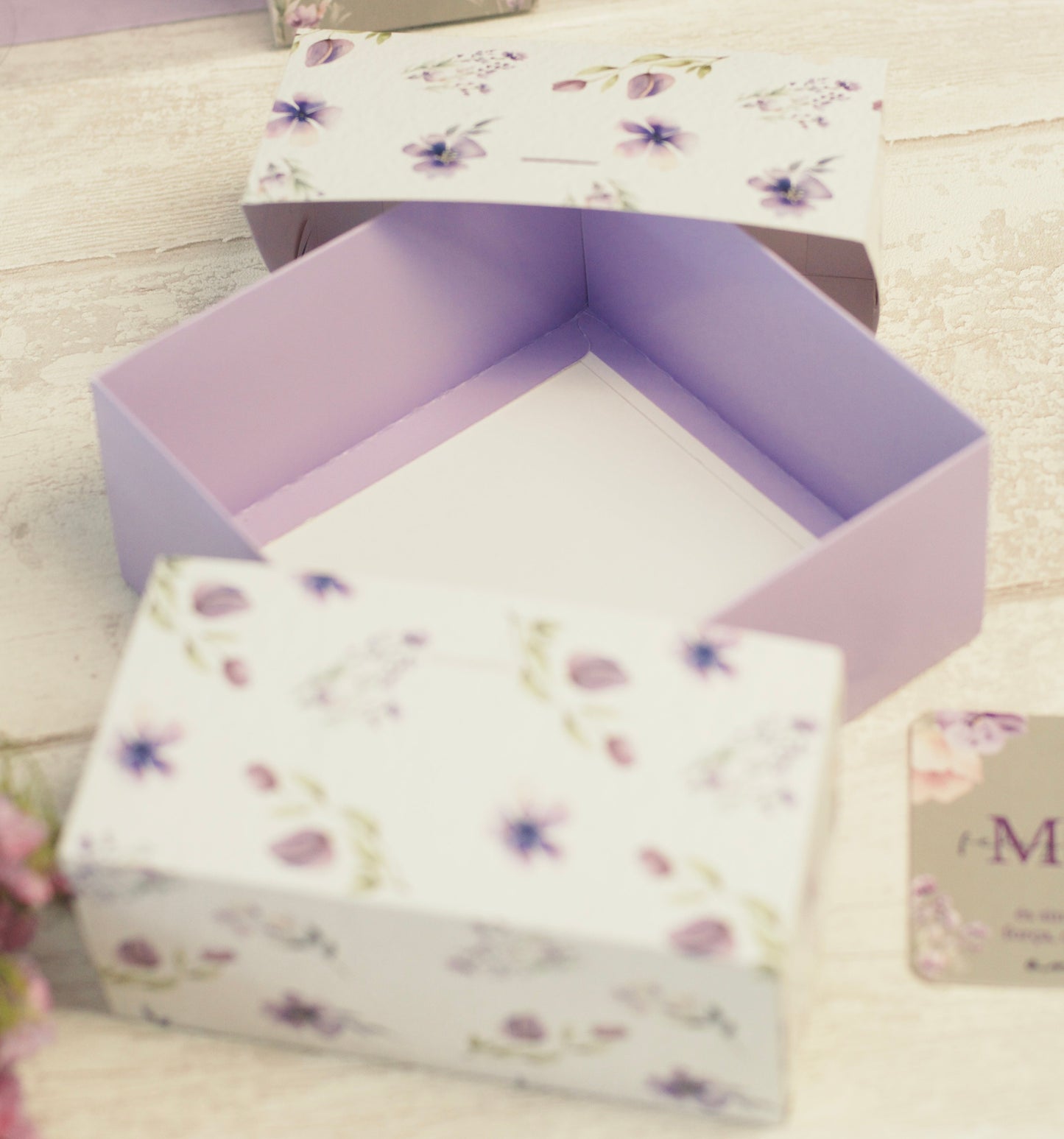 Caixa Lavanda 16x16x7cm c/ Manga