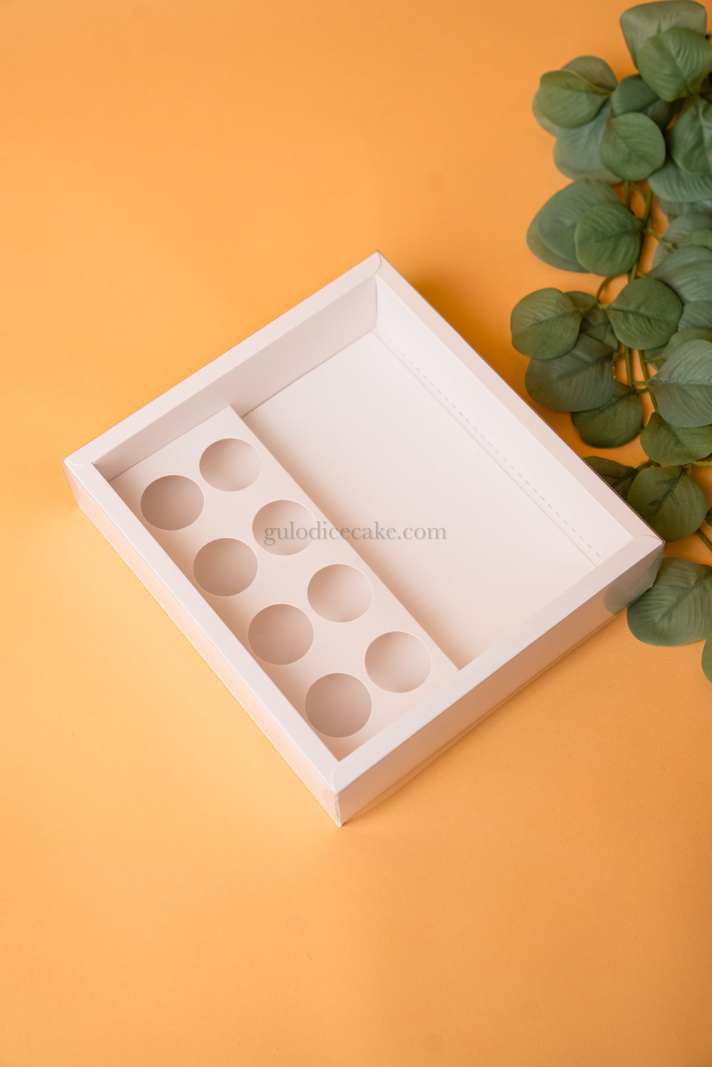 Caixa 8 Doces + Espaço Livre com Tampa PVC – Branca