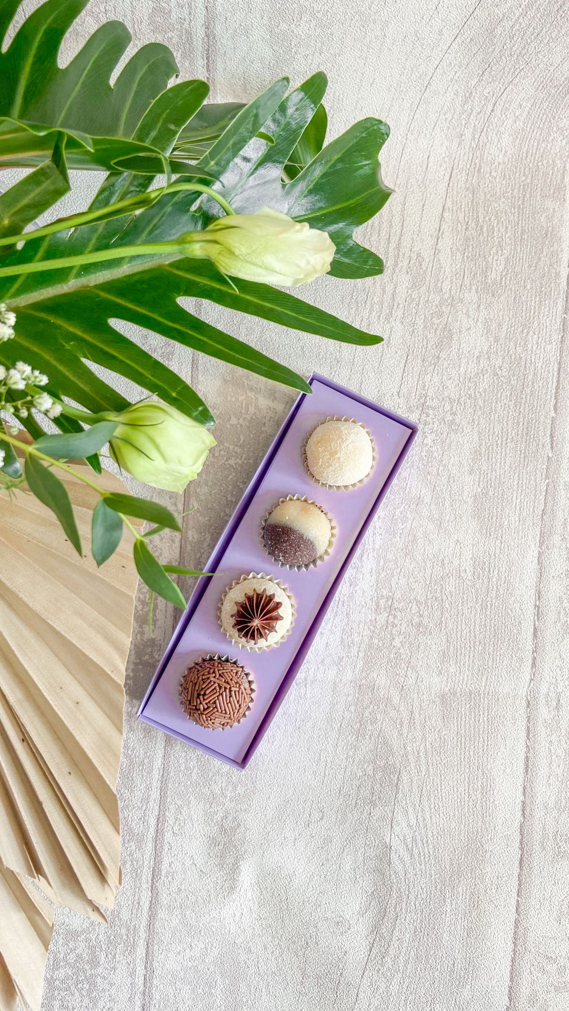 Caixa Lavanda 4 Brigadeiros - PACK 10UN