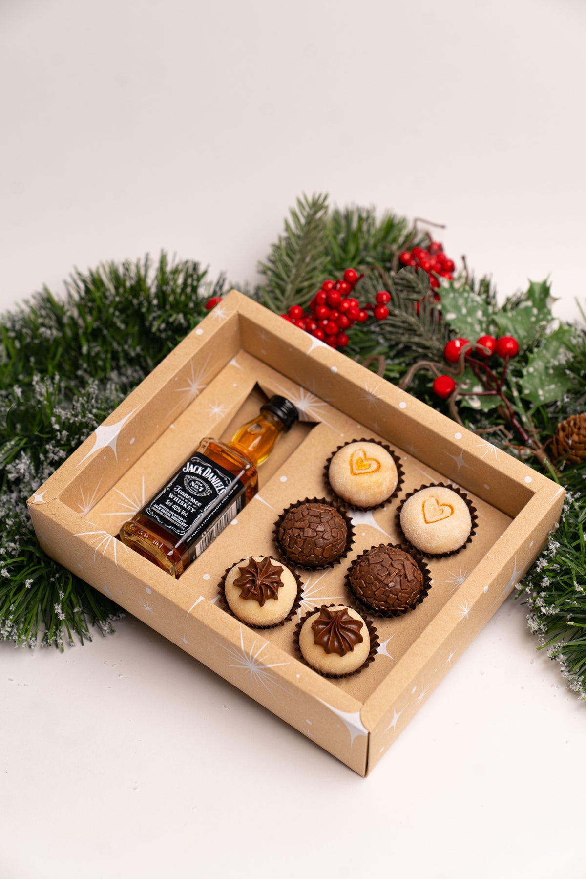 Caixa Kraft Garrafa + 6 Doces c/ Cinta - Linha Estrela de Natal