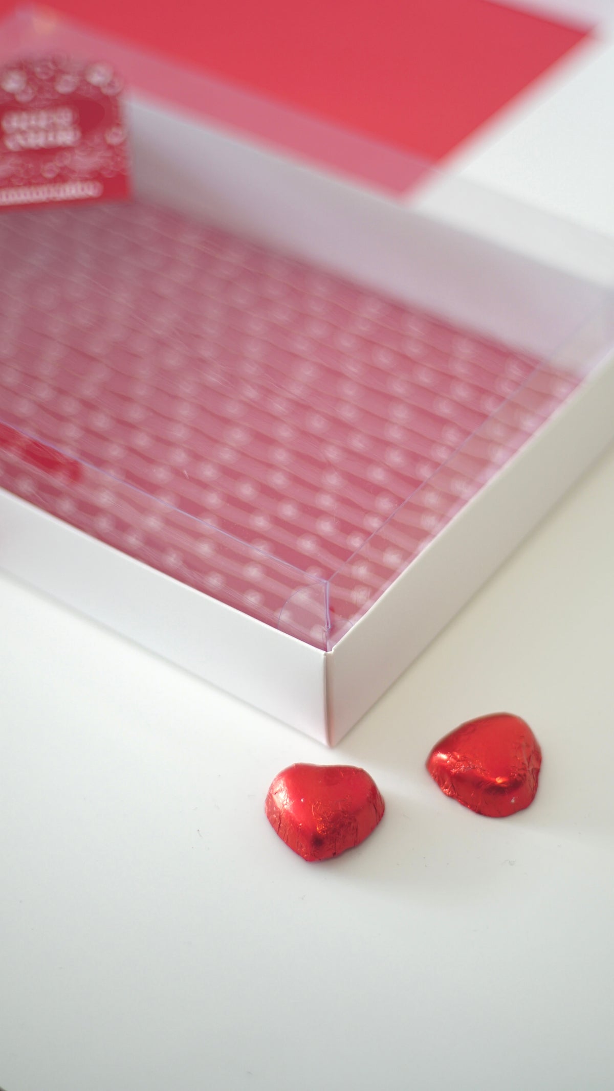 Box/Tray 25x17cm with label - Valentine's Day - White