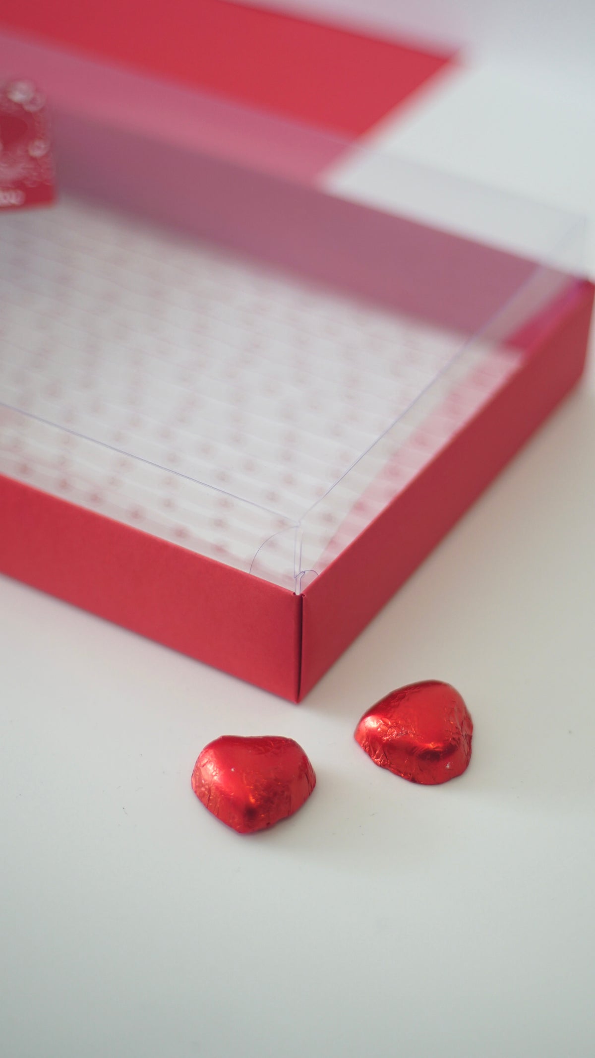 Box/Tray 25x17cm with label - Valentine's Day - Red
