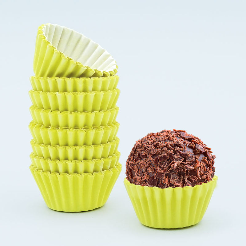 Light Yellow Smooth Brigadeiro Mold No. 5