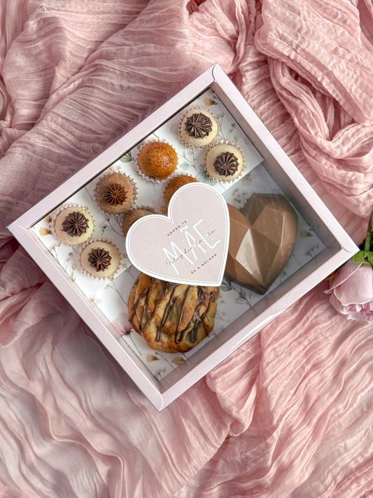 Caixa Rosa 8 Doces + Espaço c/etiqueta - Dia da Mãe