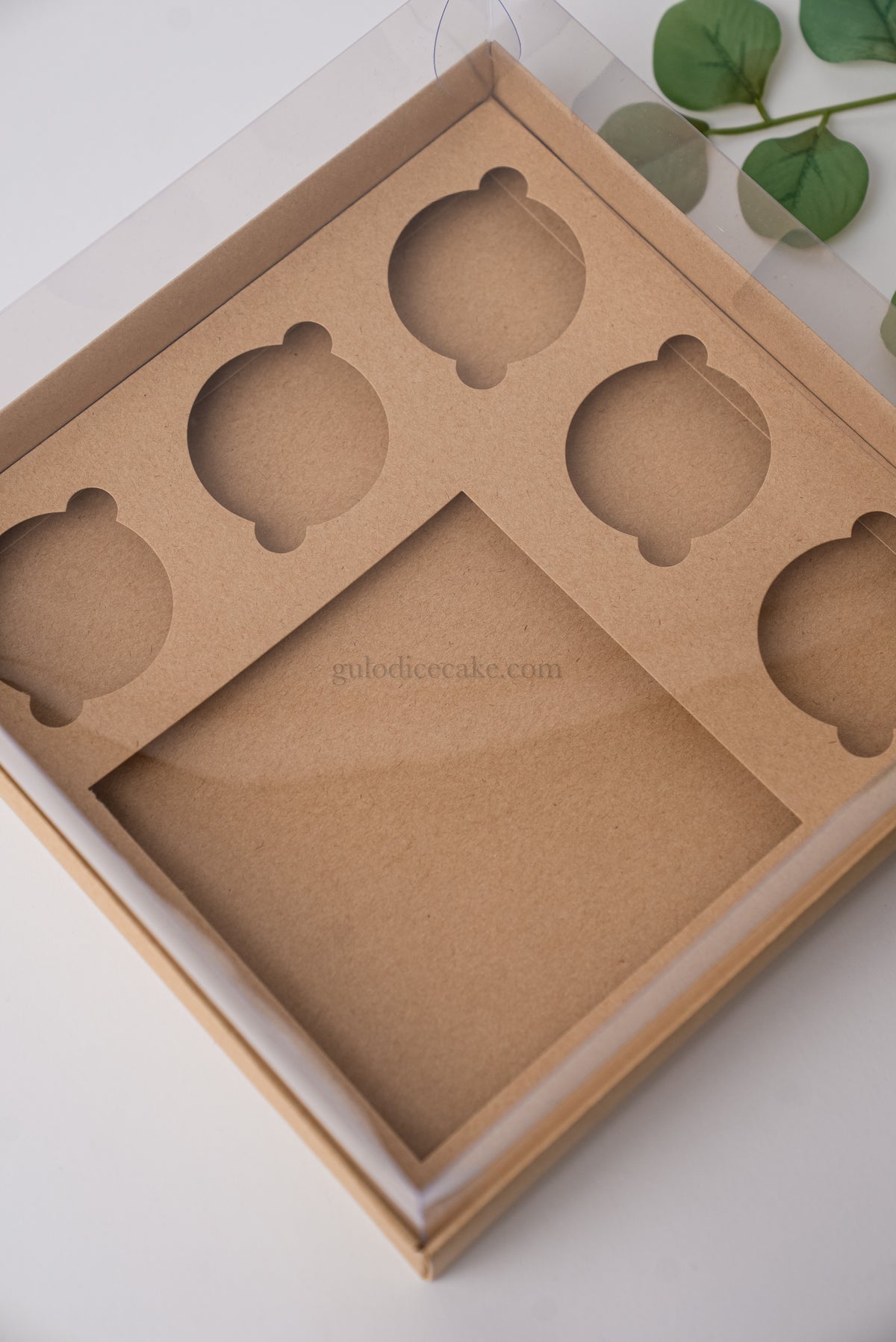 Caixa Bolo + 5 Cupcakes c/ Tampa PVC – Kraft