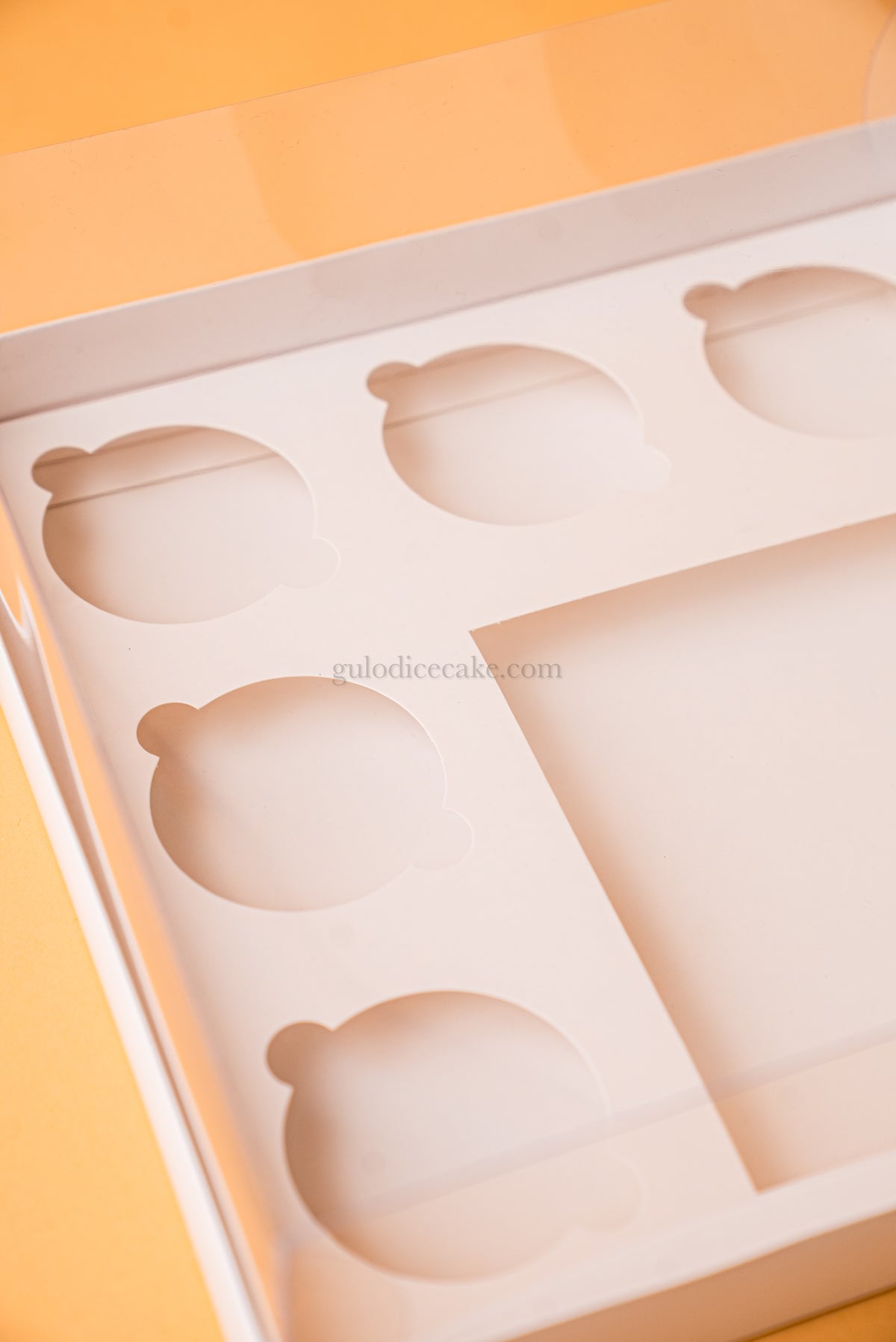 Caixa Bolo + 5 Cupcakes c/ Tampa PVC – Branca