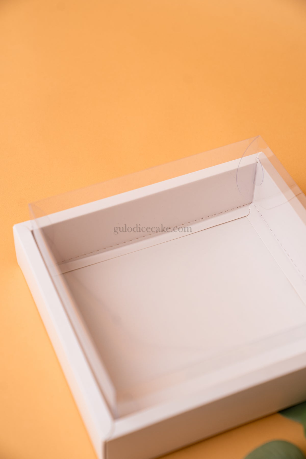 Box 20x18x5cm with High Lid PVC - White