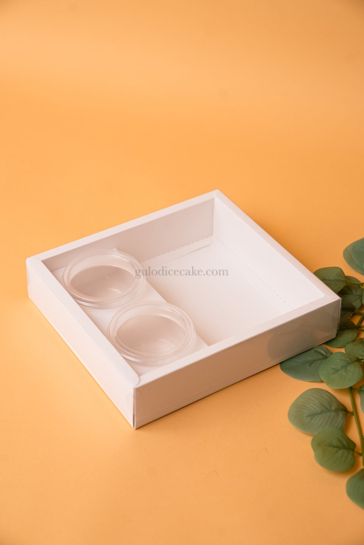 Fondue Box with Bowls + Free Space with PVC Lid - White