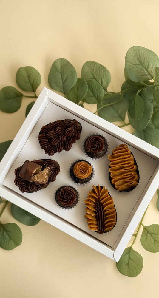 Caixa 4 Ovos 50g + 3 Doces - Branca